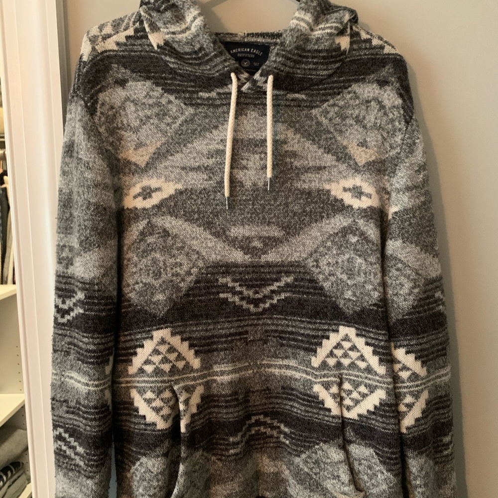 American Eagle sweater